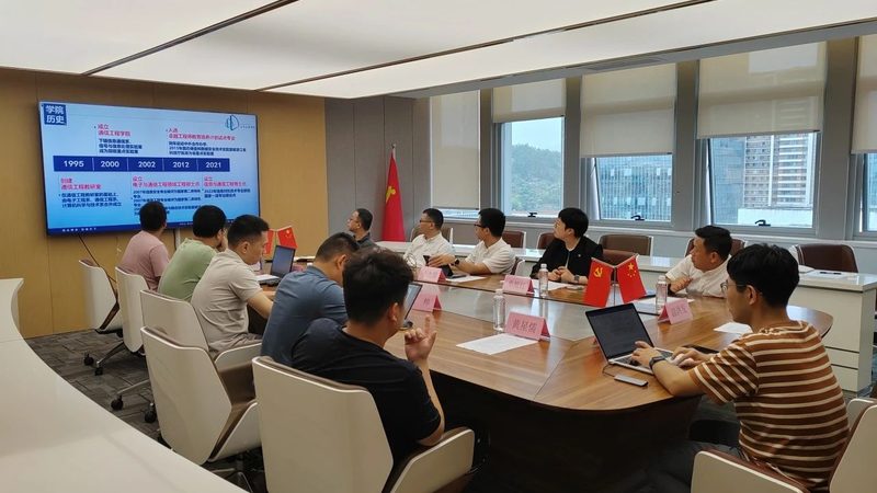 揭秘PCB打样厂家：优缺点对比解析